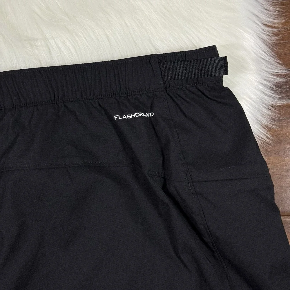 The North Face Men's Size‎ XXL Black Class V Pathfinder Belted Relaxed Shorts